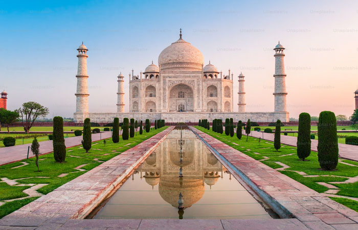 Delhi to Agra