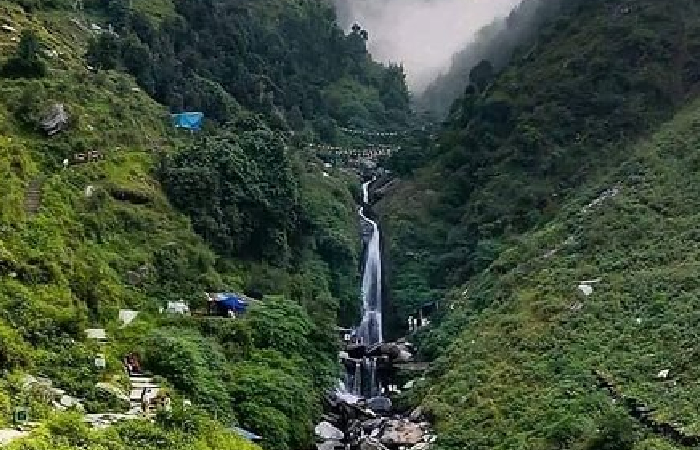 Delhi to Khajjiar Meadows to Manali Mountains