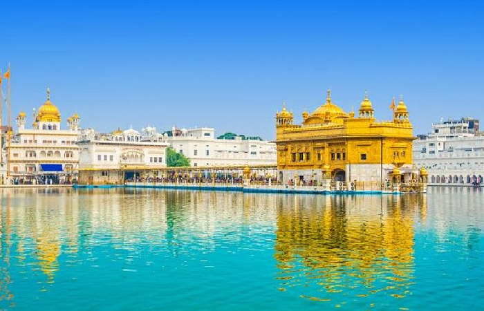 Golden Temple & Kashmir Tour From Delhi