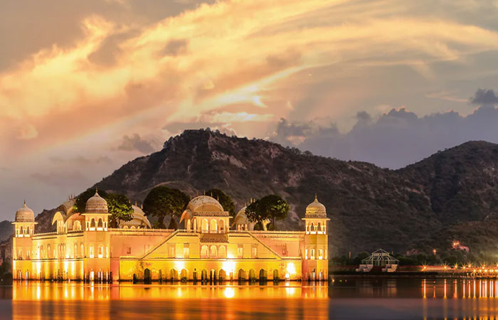 Delhi to Jaipur