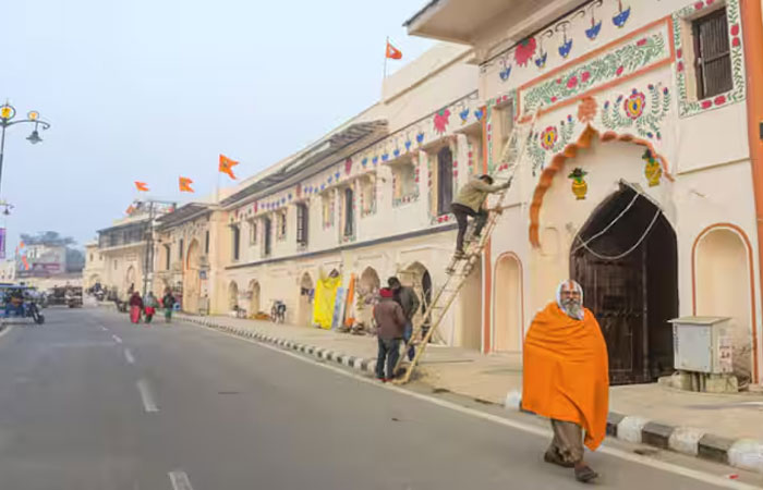 Delhi to Ayodhya (Ram Mandir)