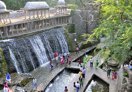 Mountain Trails & Chandigarh Holiday